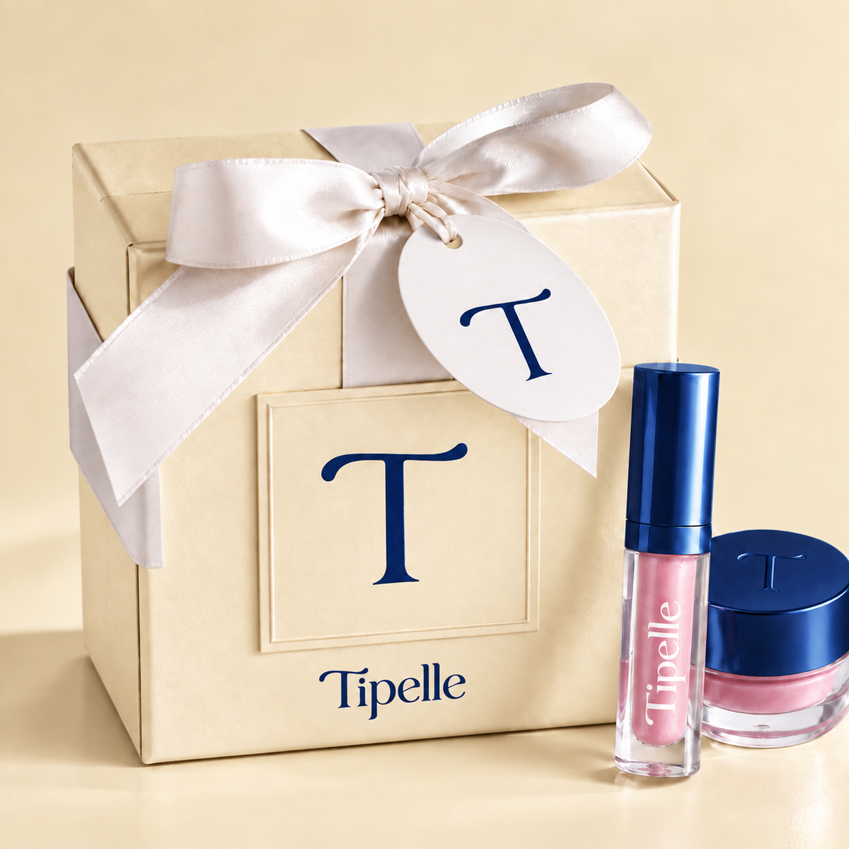 Tipelle navy and buttercream product image