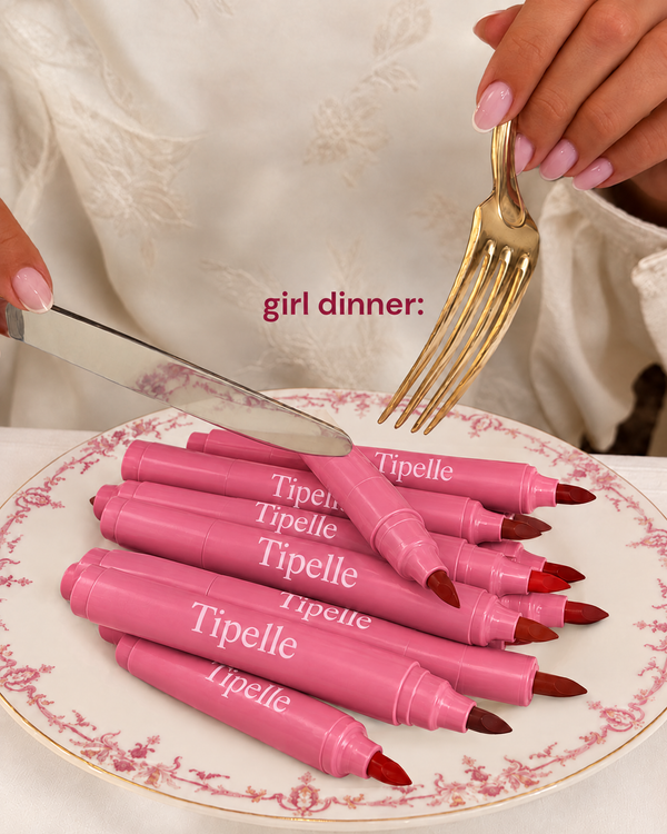Tipelle pens at the dinner table